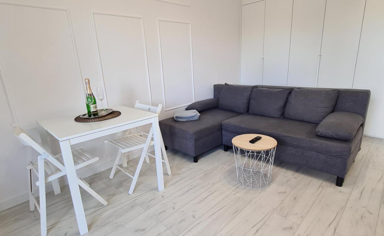 44 - Apartamenty Siedlce - Nowy Apartament W Centrum Przy Ul Czerwonego Krzyza Екстер'єр фото