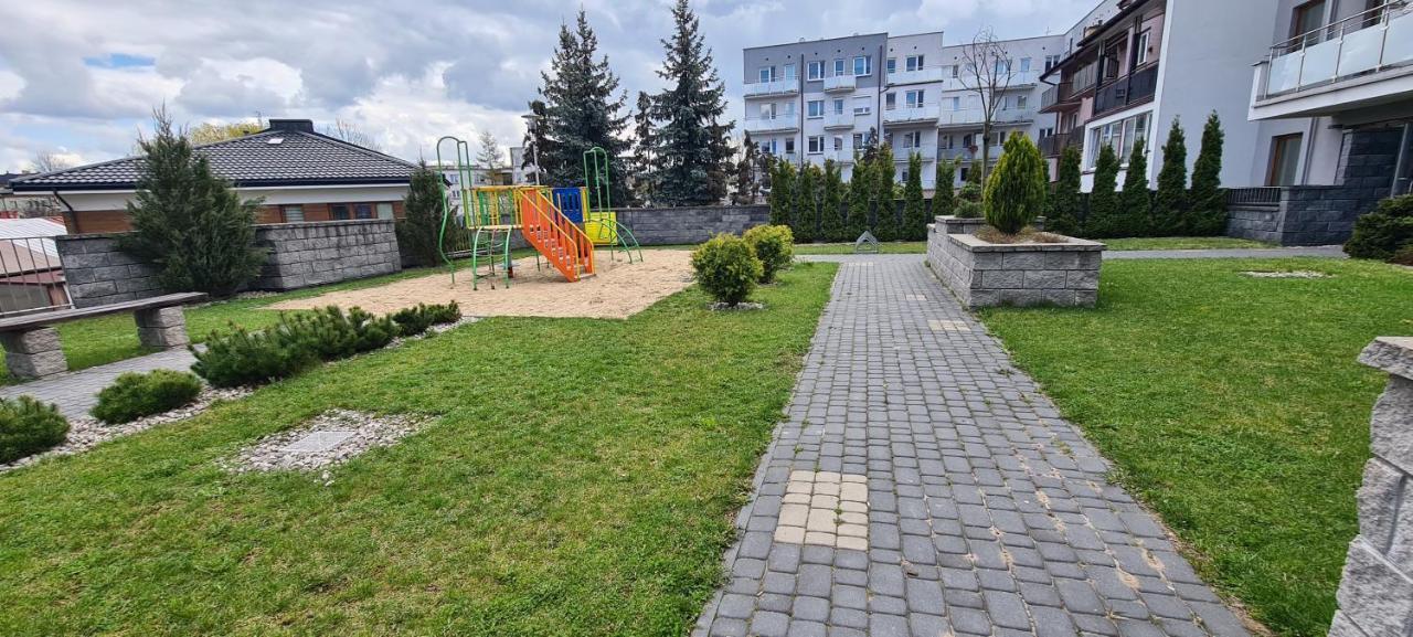 44 - Apartamenty Siedlce - Nowy Apartament W Centrum Przy Ul Czerwonego Krzyza Екстер'єр фото